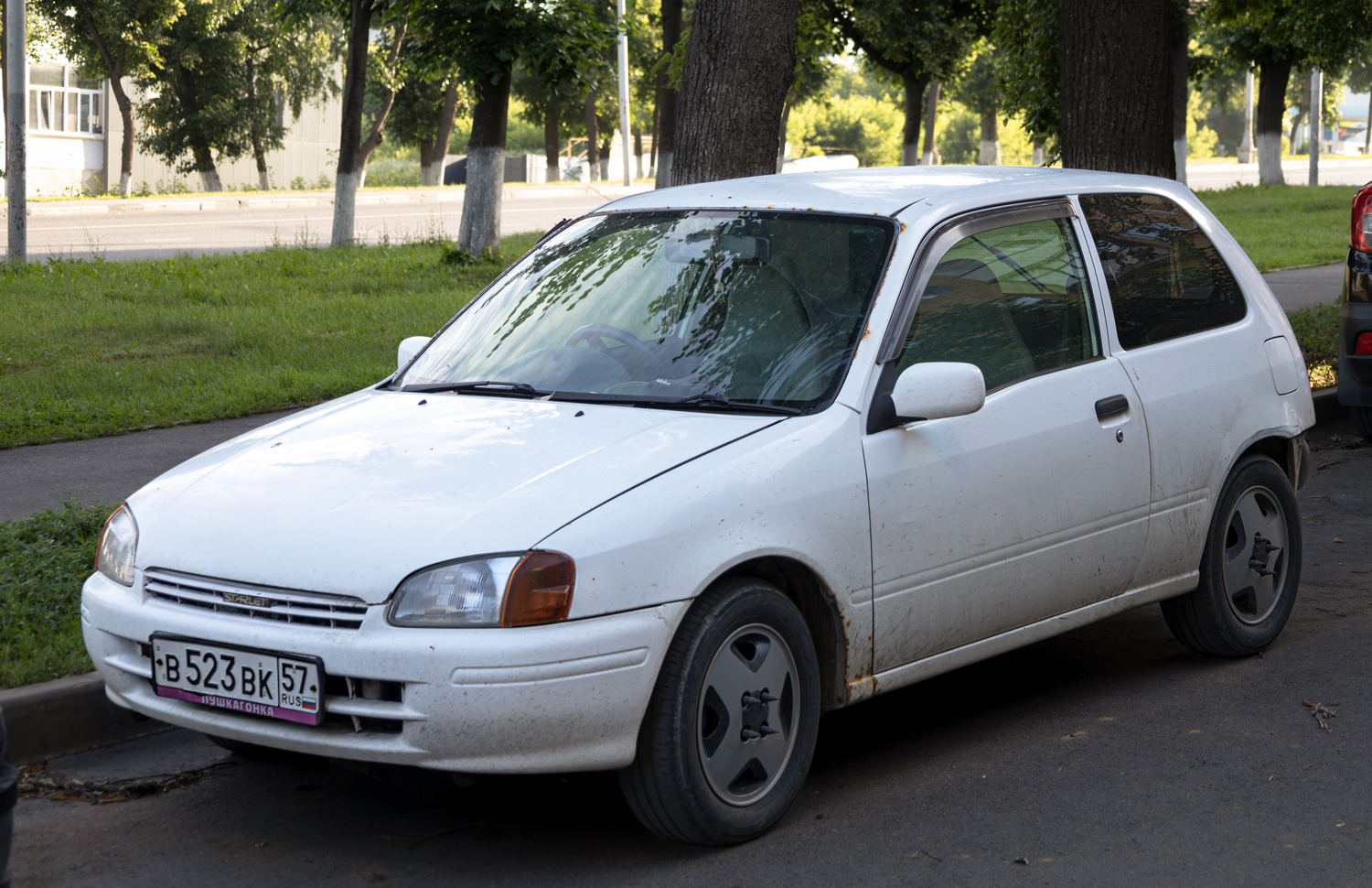 Орловская область, № В 523 ВК 57 — Toyota Starlet (P90) '95-99