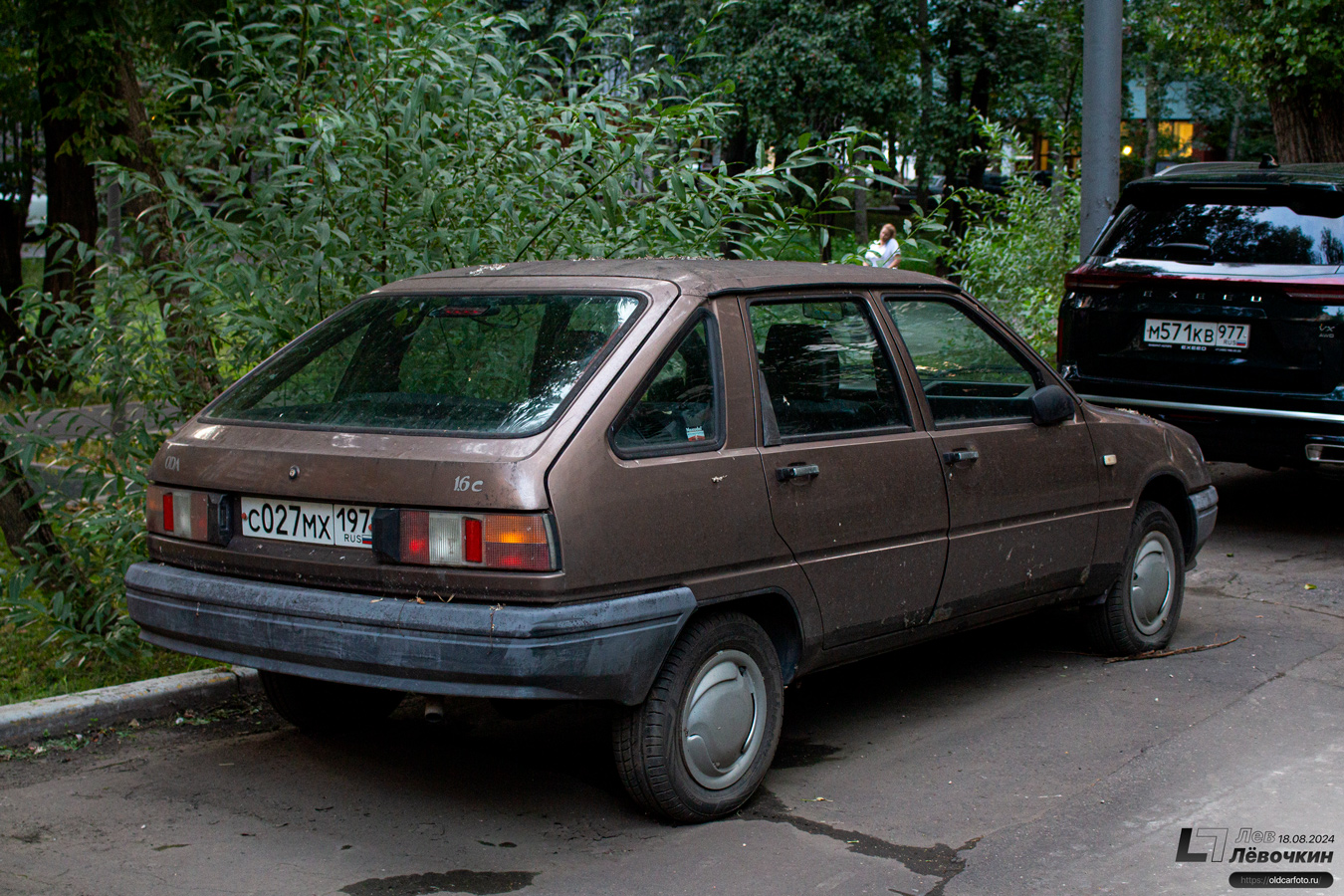 Москва, № С 027 МХ 197 — Иж-2126-030 '98-05