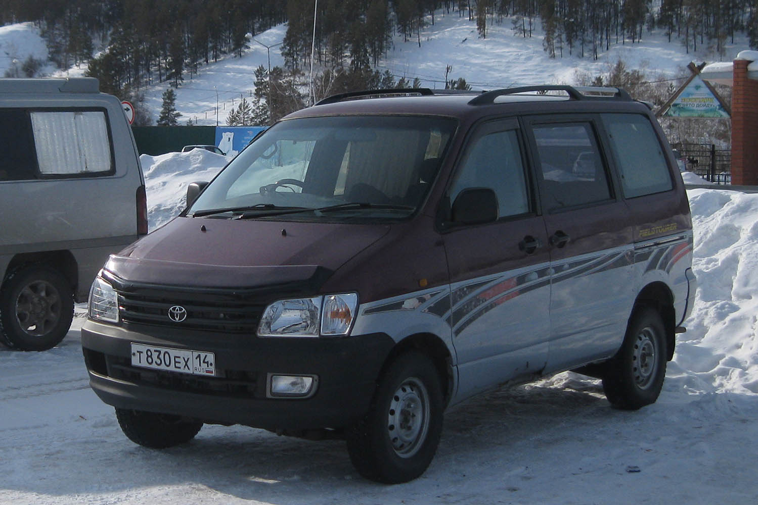 Саха (Якутия), № Т 830 ЕХ 14 — Toyota Town Ace Noah (R40, R50) ’96-01
