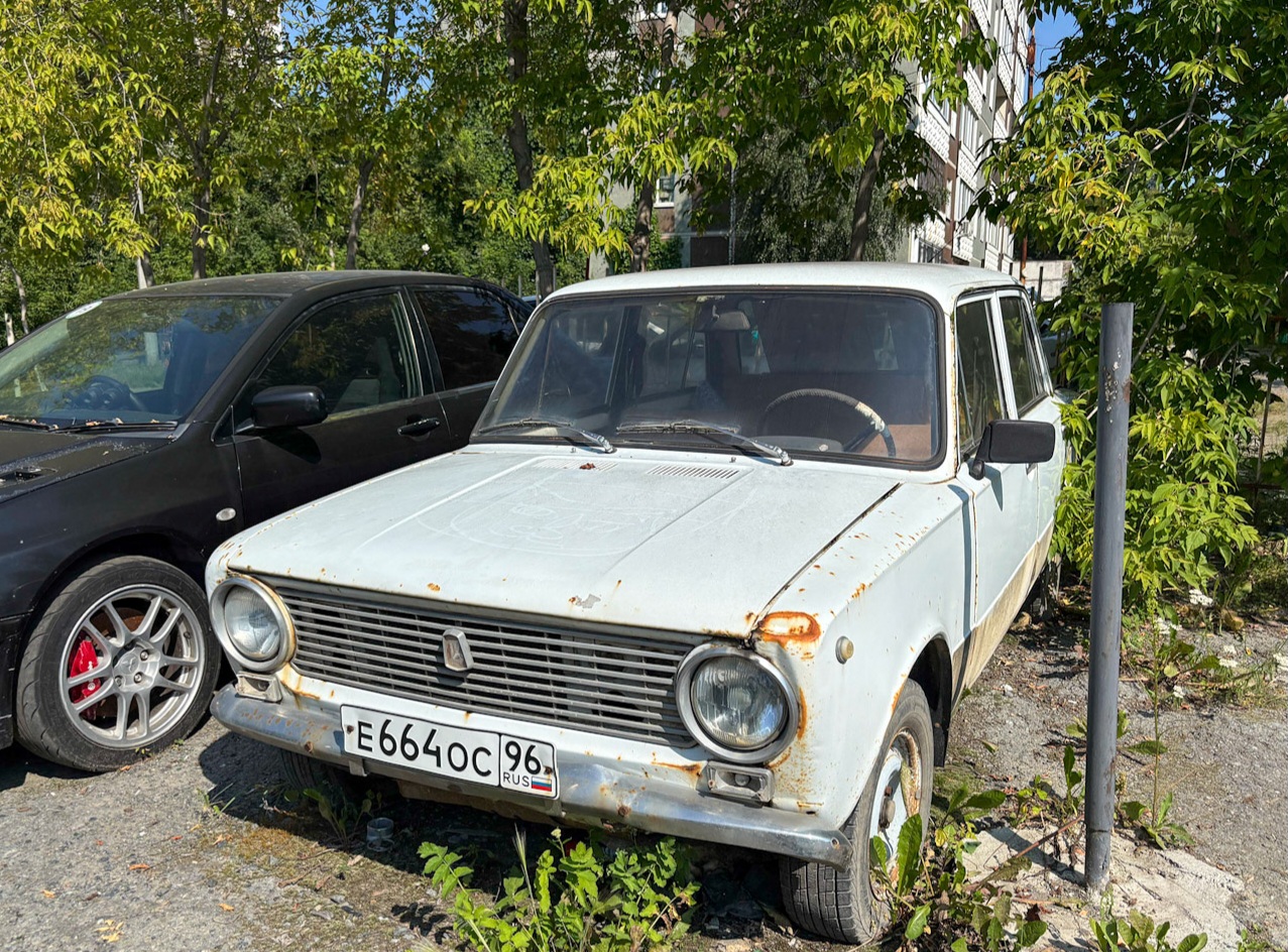 Свердловская область, № Е 664 ОС 96 — ВАЗ-2101 Жигули '70-83