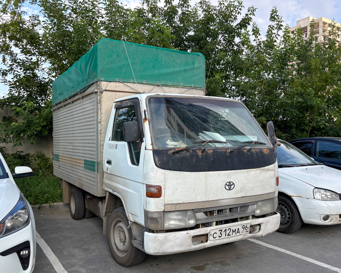 Свердловская область, № С 312 МА 96 — Toyota ToyoAce (Y100/U100/U200) '95–02