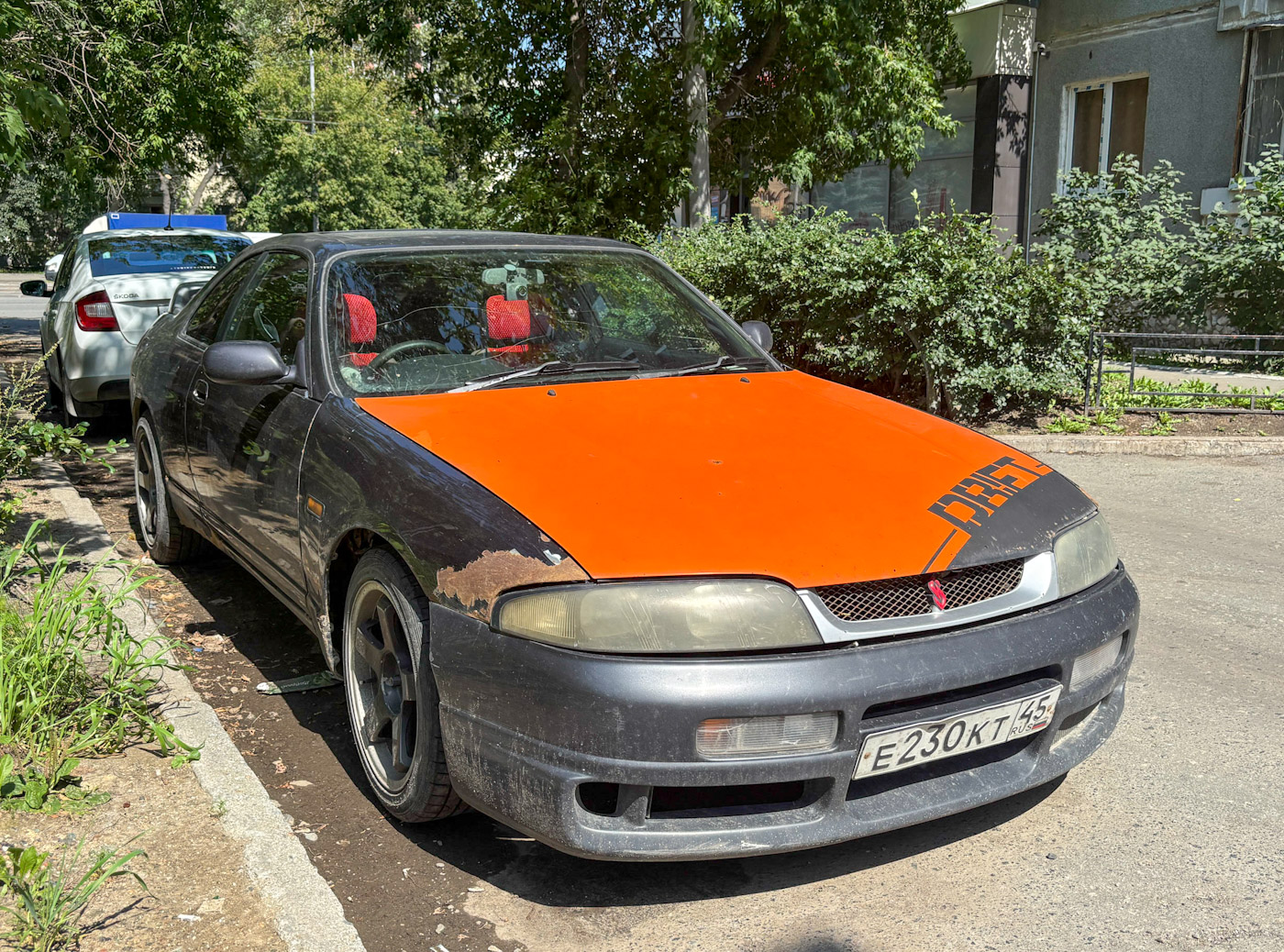 Курганская область, № Е 230 КТ 45 — Nissan Skyline (R33) '93-98