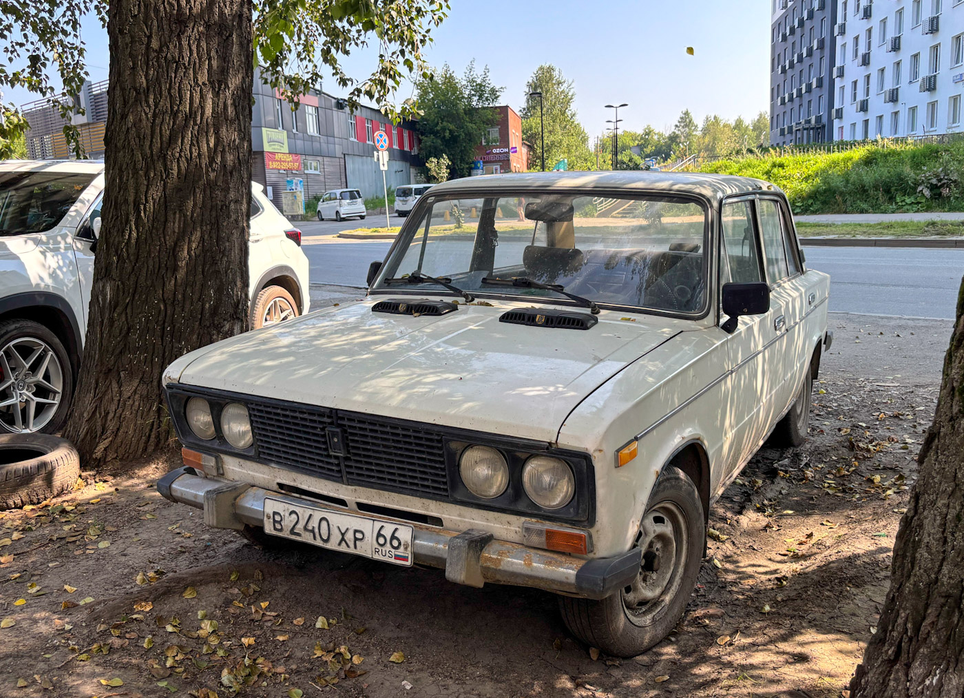 Свердловская область, № В 240 ХР 66 — ВАЗ-2106 Жигули '75-06