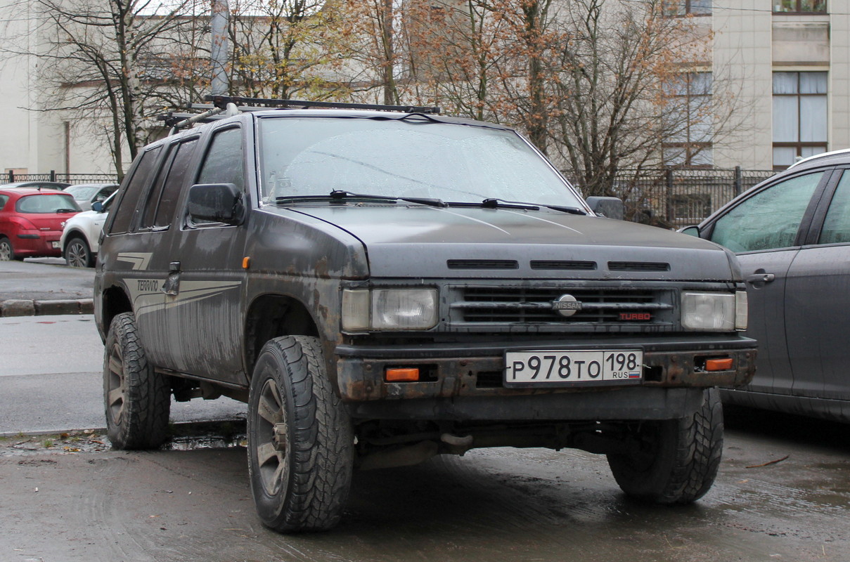 Санкт-Петербург, № Р 978 ТО 198 — Nissan Terrano (D21) '86-95