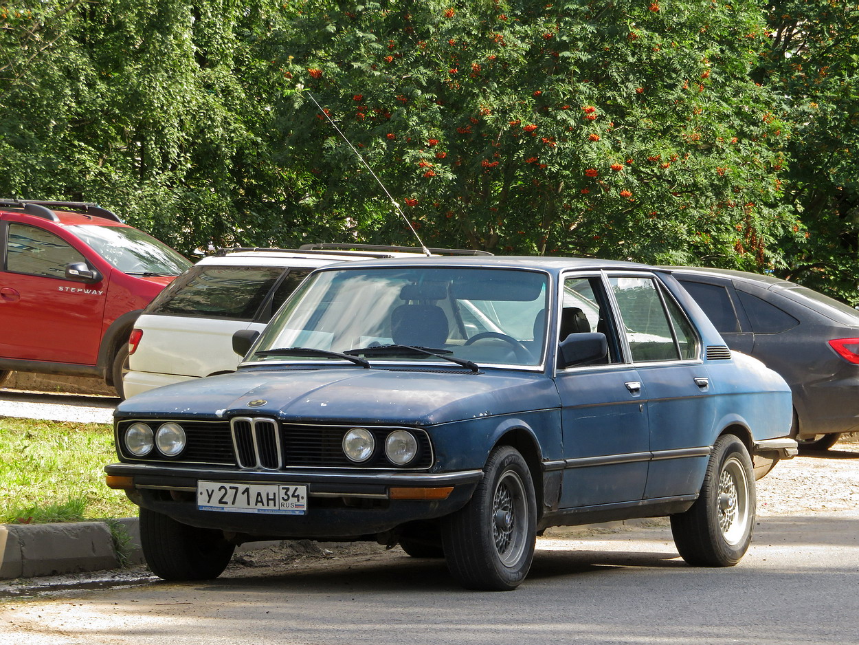 Кировская область, № У 271 АН 34 — BMW 5 Series (E12) '72-81