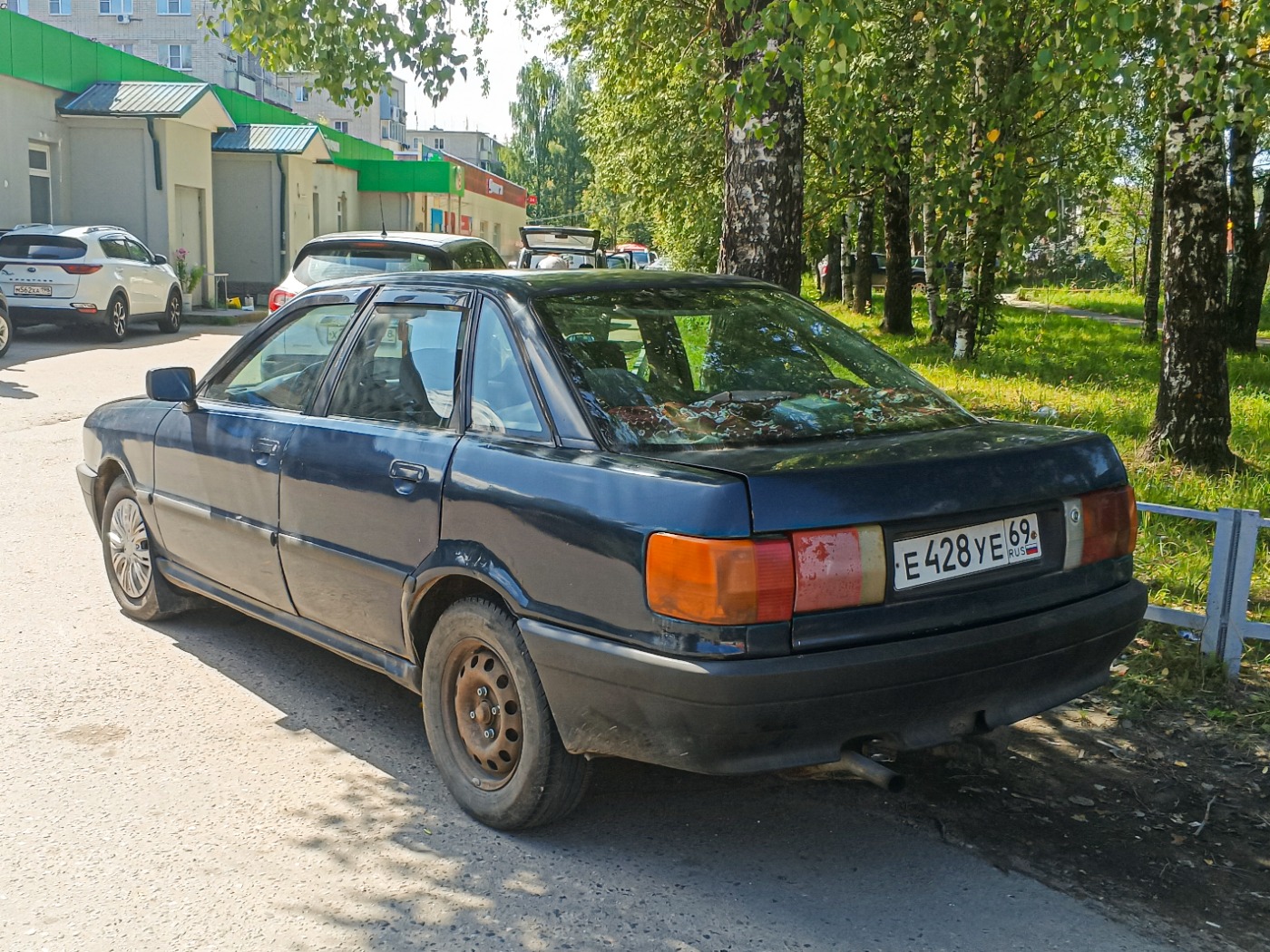 Тверская область, № Е 428 УЕ 69 — Audi 80 (B4) '91-96