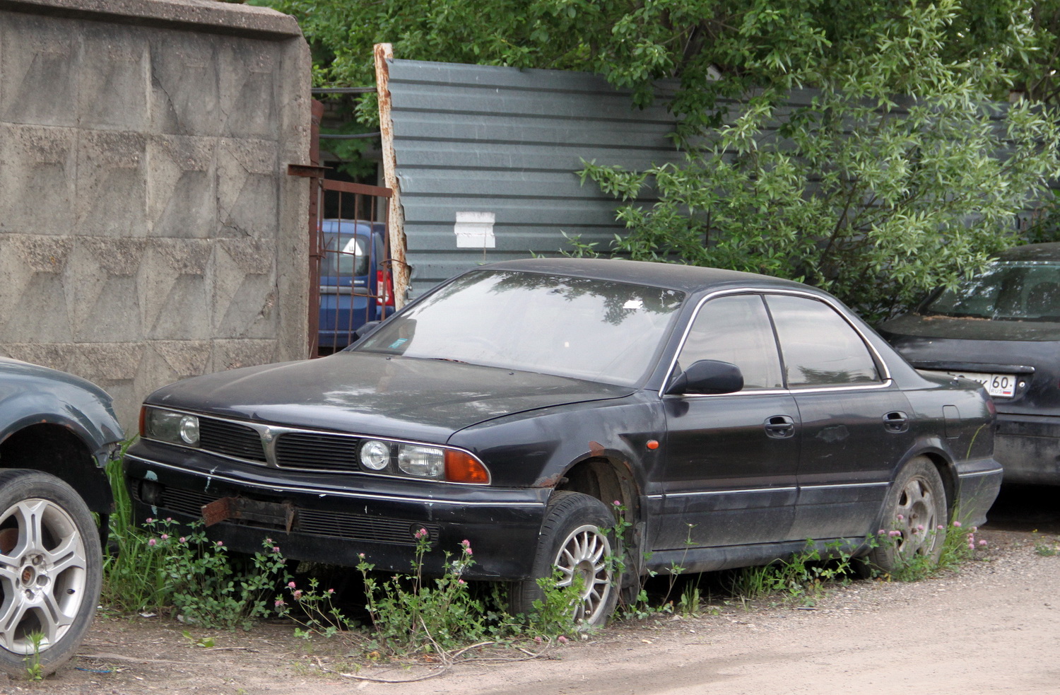 Псковская область, № (60) Б/Н 0074 — Mitsubishi Diamante (F1#A) '90-97; Транспортные средства без номеров (Псковская область)