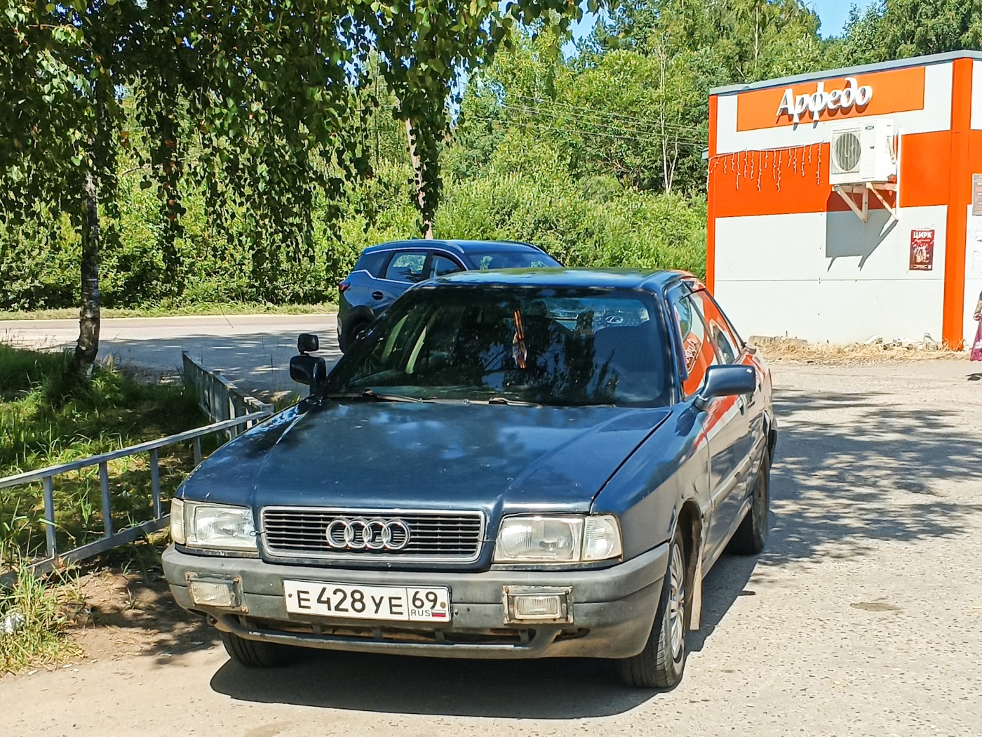 Тверская область, № Е 428 УЕ 69 — Audi 80 (B4) '91-96