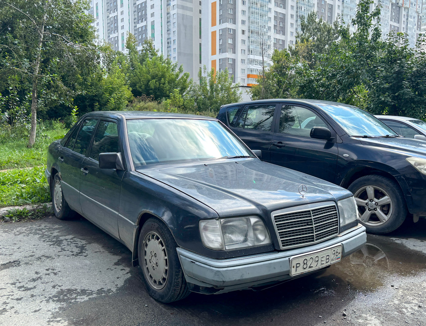 Свердловская область, № Р 829 ЕВ 96 — Mercedes-Benz (W124) '84-96