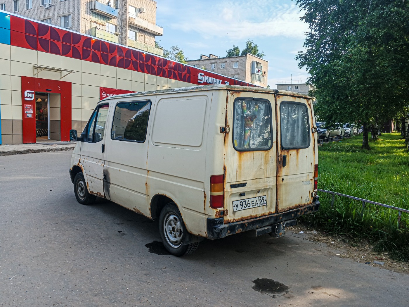 Тверская область, № У 936 ЕА 69 — Ford Transit (3G) '86-94
