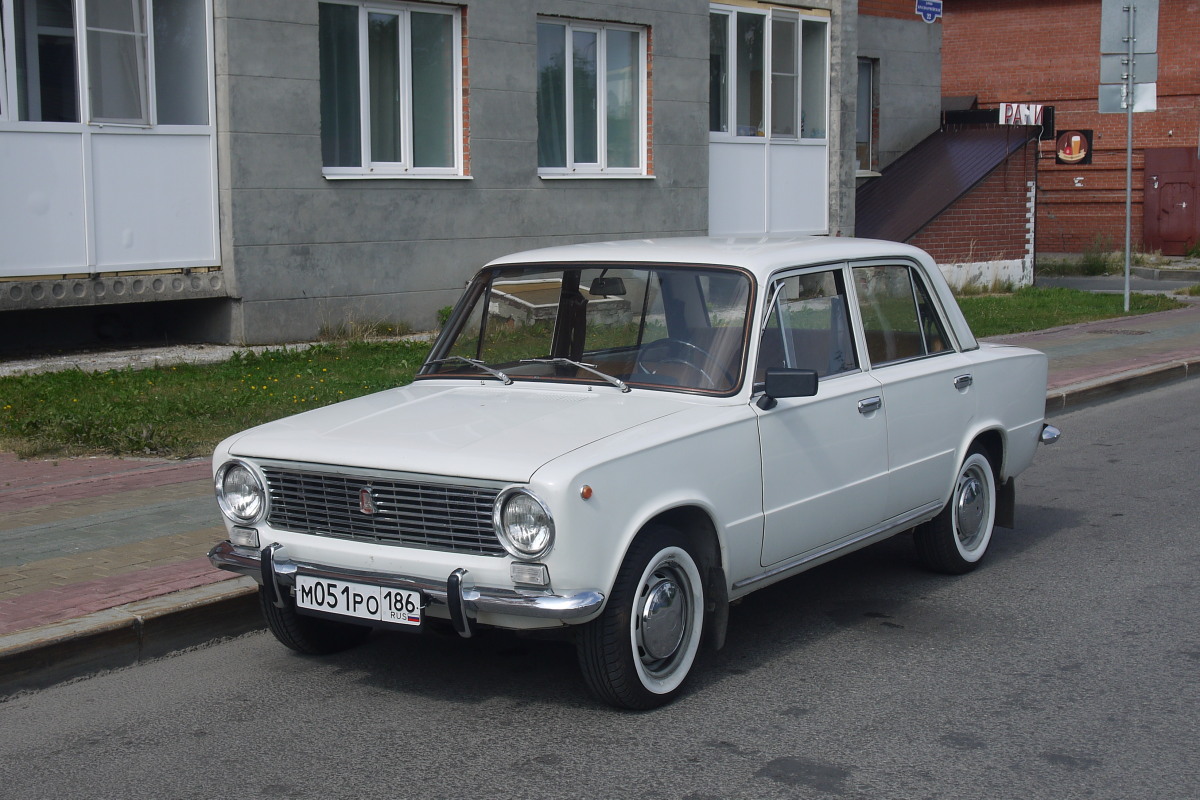 Ханты-Мансийский автоном.округ, № М 051 РО 186 — ВАЗ-2101 Жигули '70-83