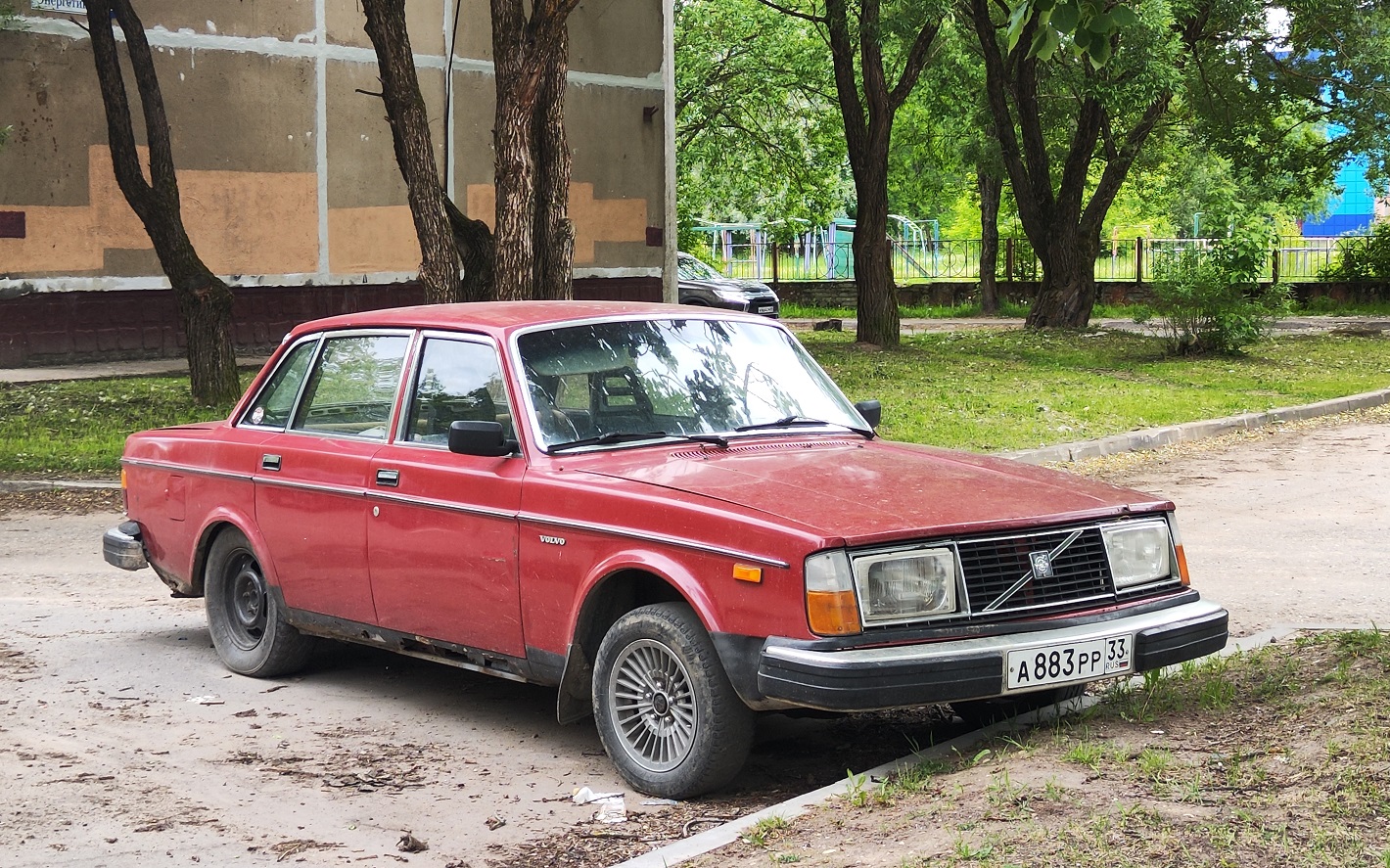Владимирская область, № А 883 РР 33 — Volvo 244 GL '78-79