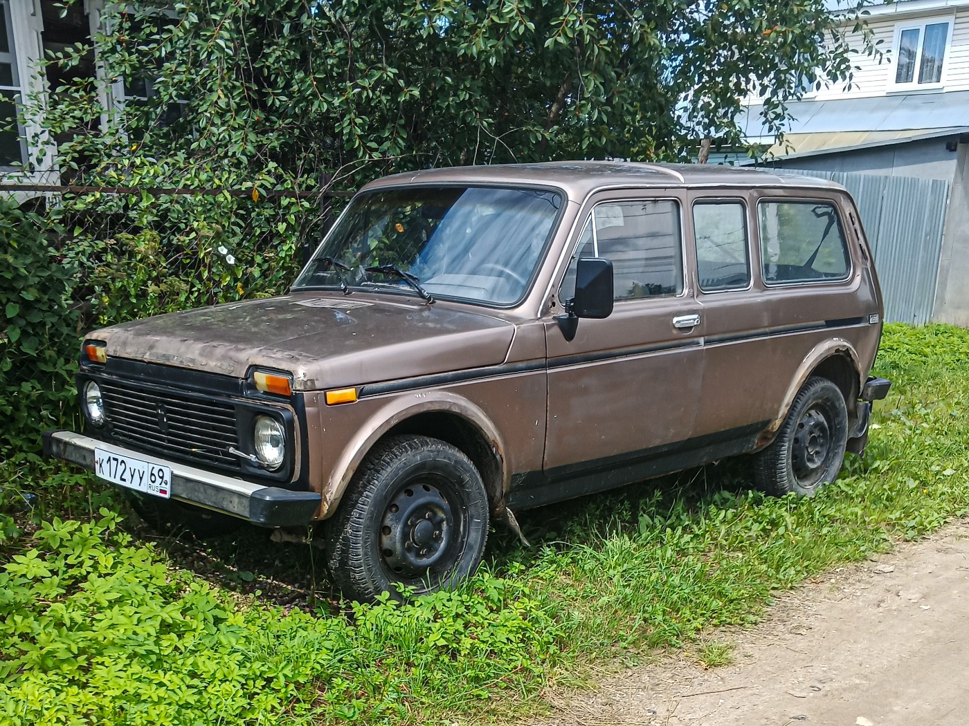 Тверская область, № К 172 УУ 69 — ВАЗ-2129/2130 Кедр '94-96