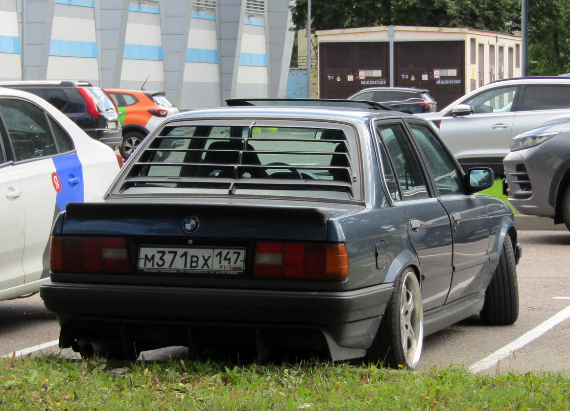 Ленинградская область, № М 371 ВХ 147 — BMW 3 Series (E30) '82-94