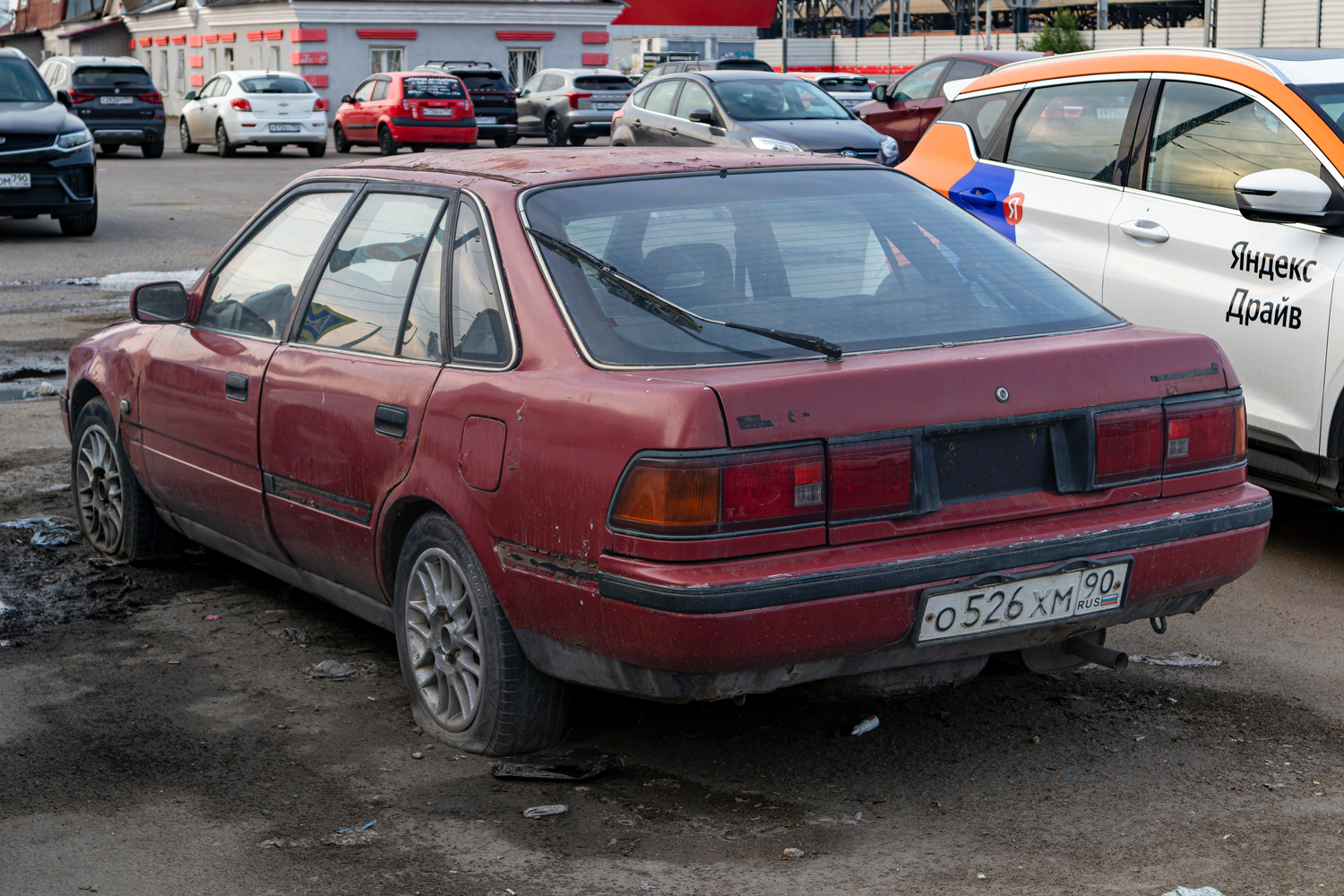 Московская область, № О 526 ХМ 90 — Toyota Carina II (T170) '88-92