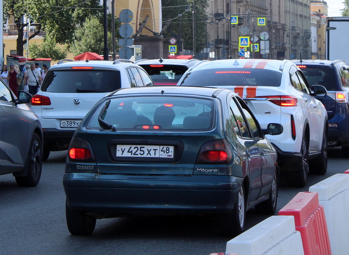 Липецкая область, № У 425 ХТ 48 — Renault Mégane (1G) '95-99
