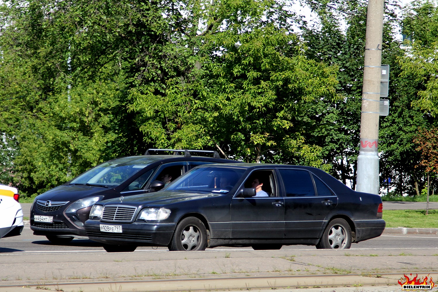 Москва, № Р 928 РЕ 797 — Mercedes-Benz (W140) '91-98