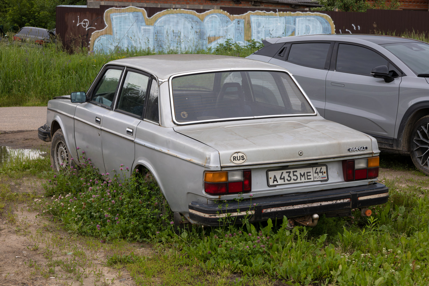 Костромская область, № А 435 МЕ 44 — Volvo 244 GL '79-81