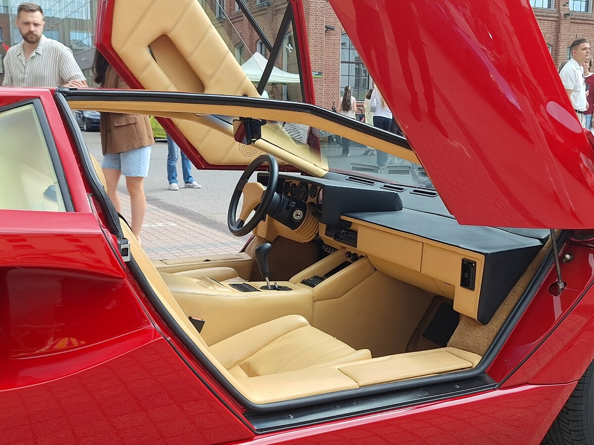 Москва, № Н 026 ВХ 77 — Lamborghini Countach '74-90; Москва — Итальянский GRAC 2026