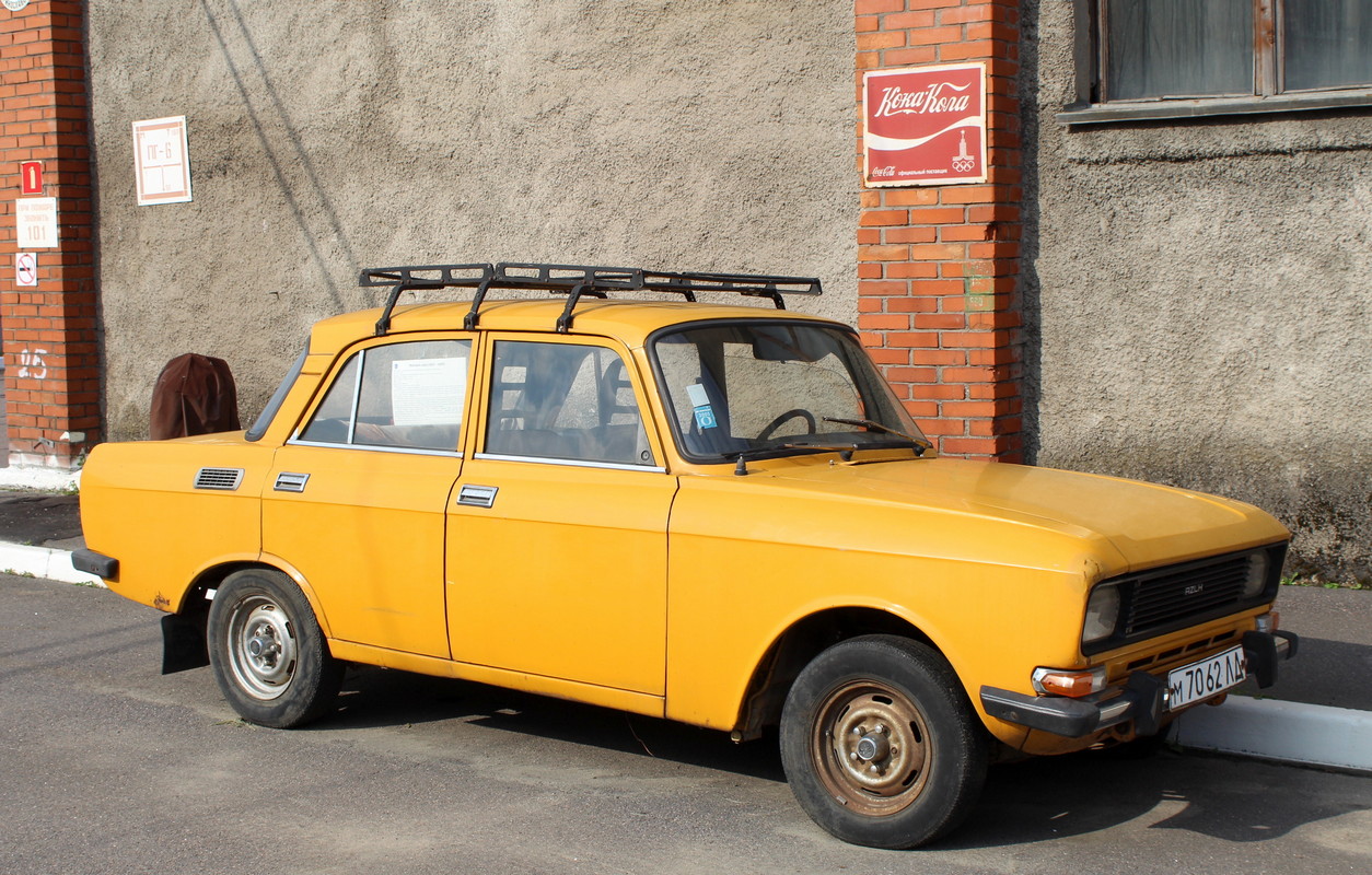 Санкт-Петербург, № М 7062 ЛД — Москвич-2140Д '76-88