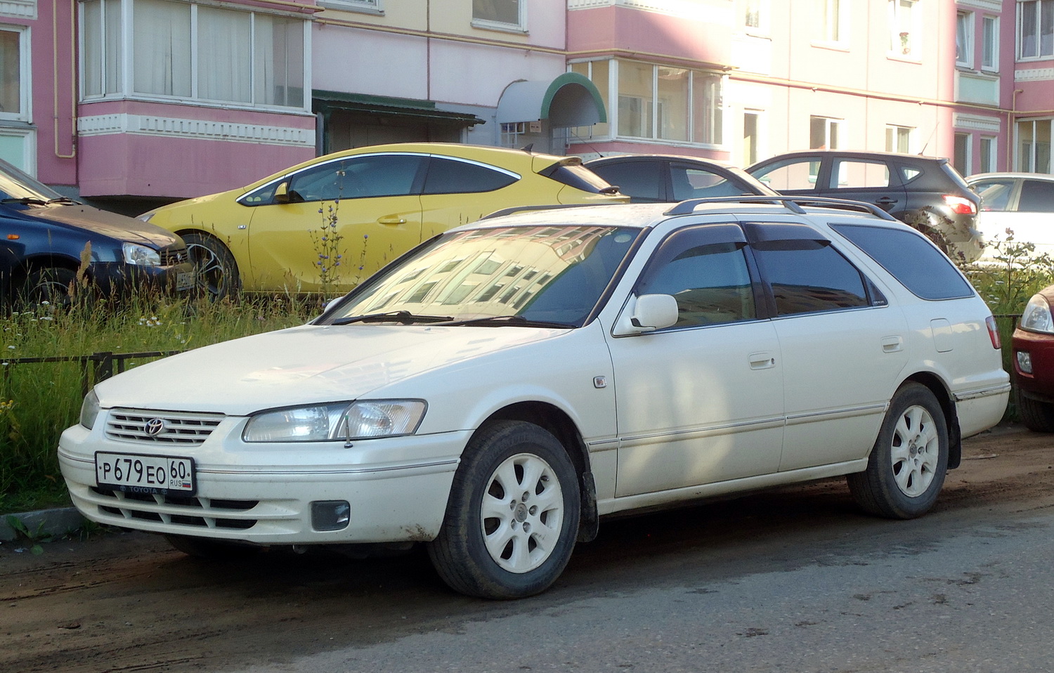 Псковская область, № Р 679 ЕО 60 — Toyota Camry Gracia (XV20) '96-01