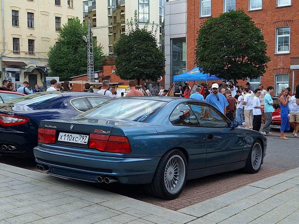 Москва, № Х 110 ХС 797 — BMW 8 Series (E31) '89-99; Москва — Итальянский GRAC 2026