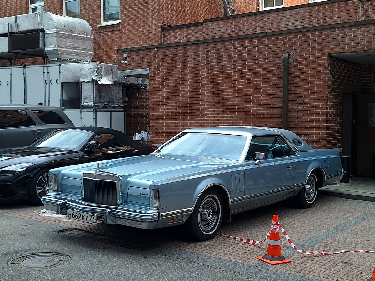 Москва, № Н 662 КУ 77 — Lincoln Continental Mark IV '72-76; Москва — Итальянский GRAC 2026