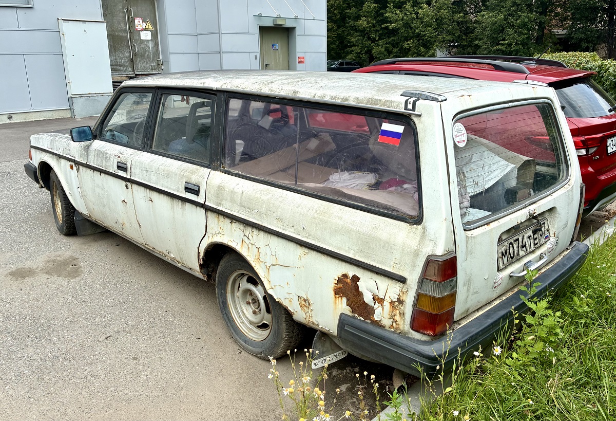 Орловская область, № М 074 ТЕ 57 — Volvo 245 '75-93