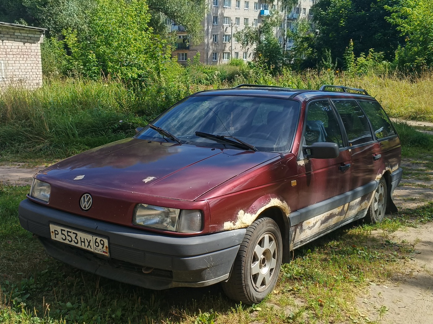 Тверская область, № Р 553 НХ 69 — Volkswagen Passat (B3) '88-93