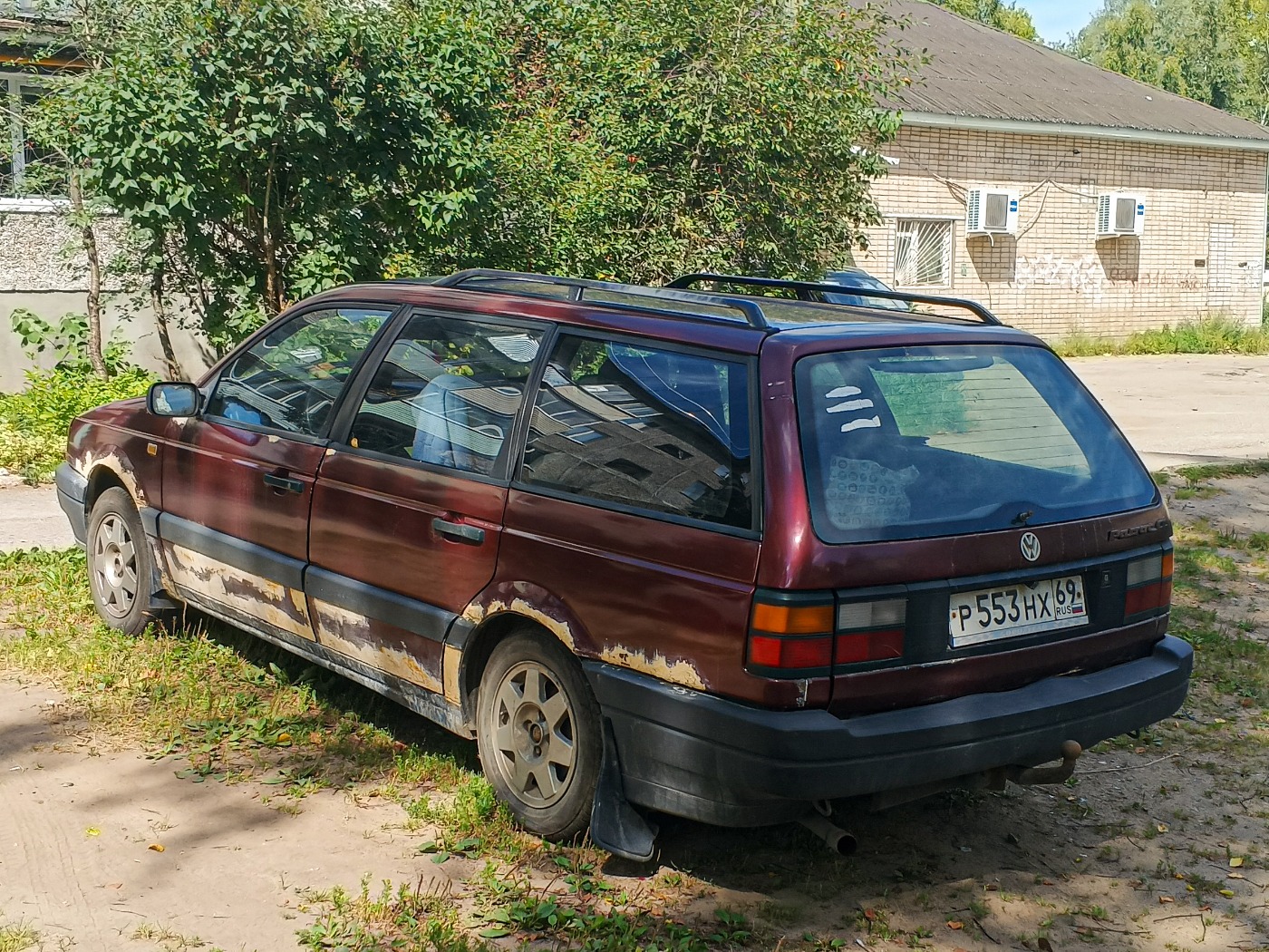 Тверская область, № Р 553 НХ 69 — Volkswagen Passat (B3) '88-93