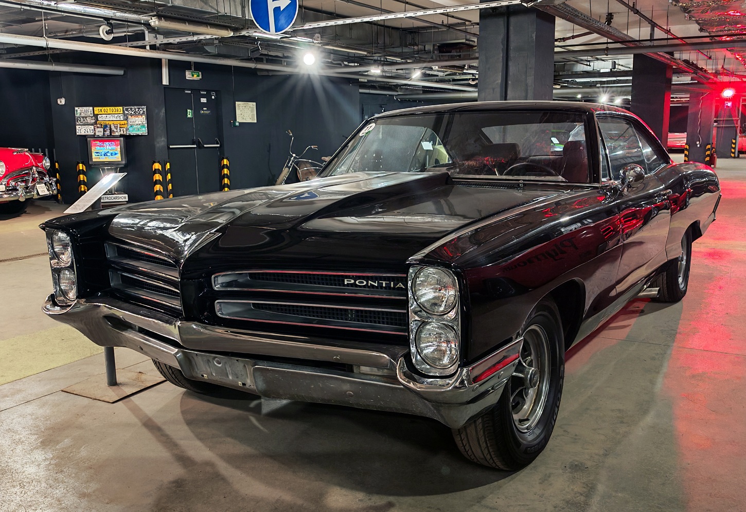 Санкт-Петербург, № (78) Б/Н 0168 — Pontiac Catalina (3G) '65-70; Санкт-Петербург — Retro Car Show