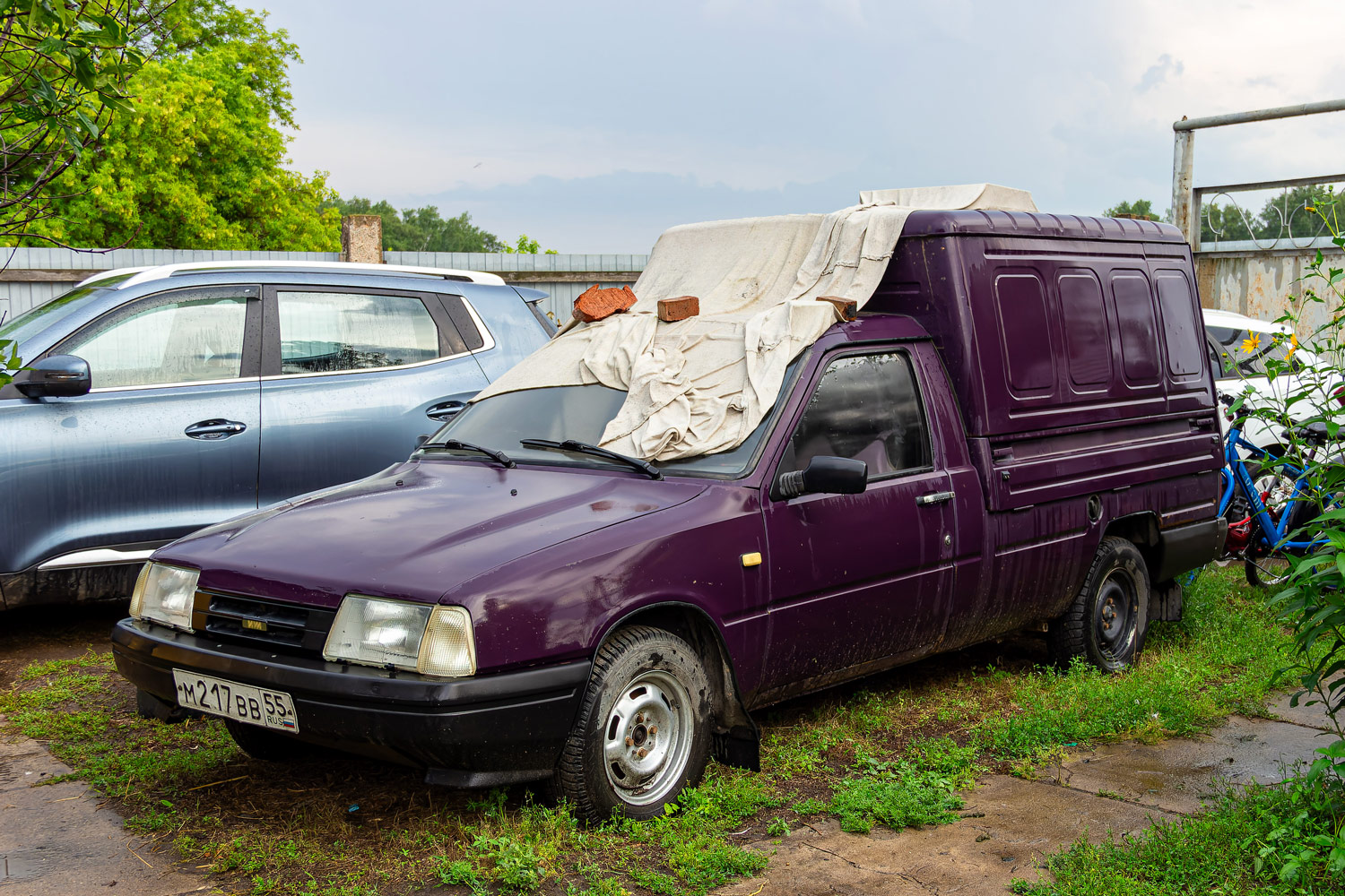 Омская область, № М 217 ВВ 55 — Иж-2717-230 '97-05