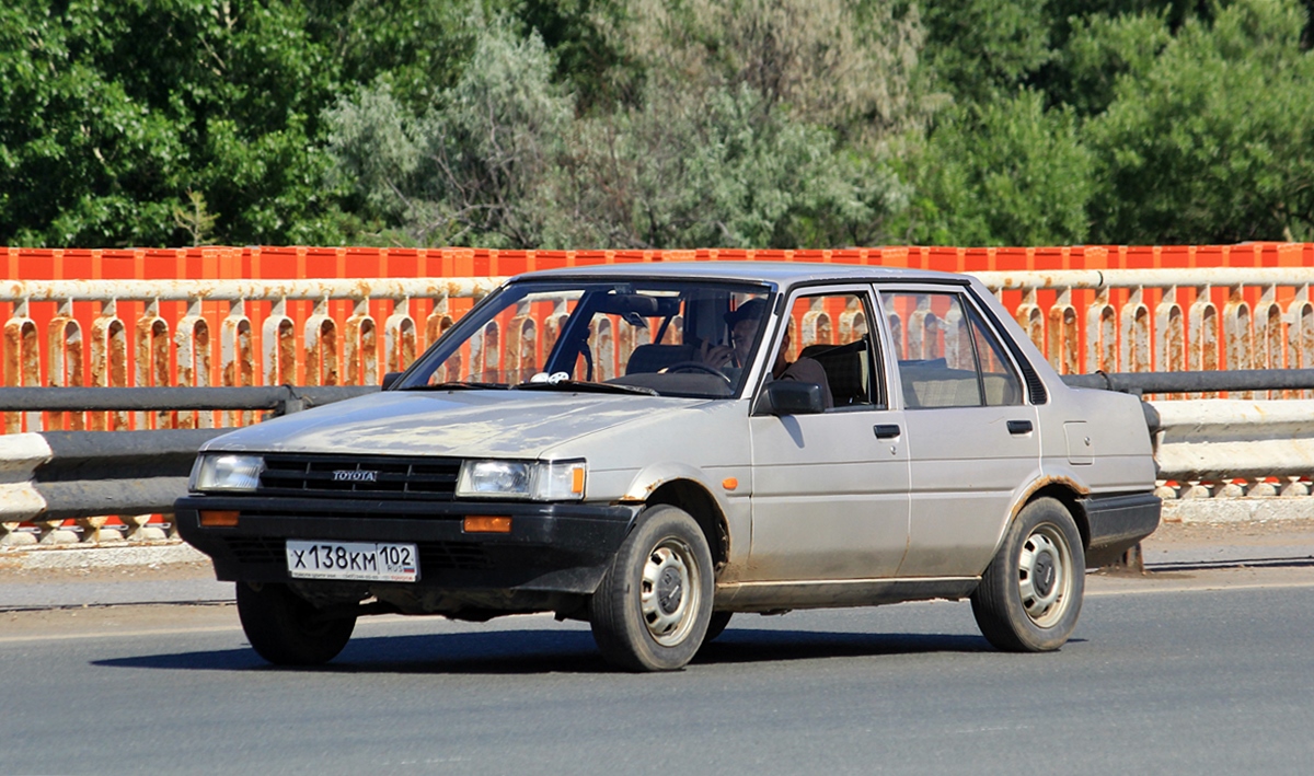 Башкортостан, № Х 138 КМ 102 — Toyota Corolla (E80) '83-87