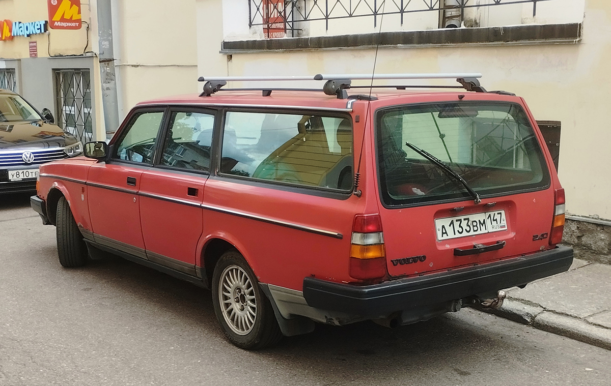 Ленинградская область, № А 133 ВМ 147 — Volvo 245 '75-93