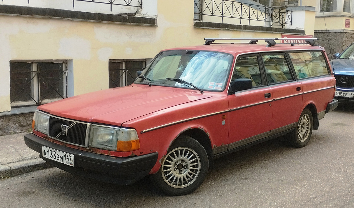 Ленинградская область, № А 133 ВМ 147 — Volvo 245 '75-93