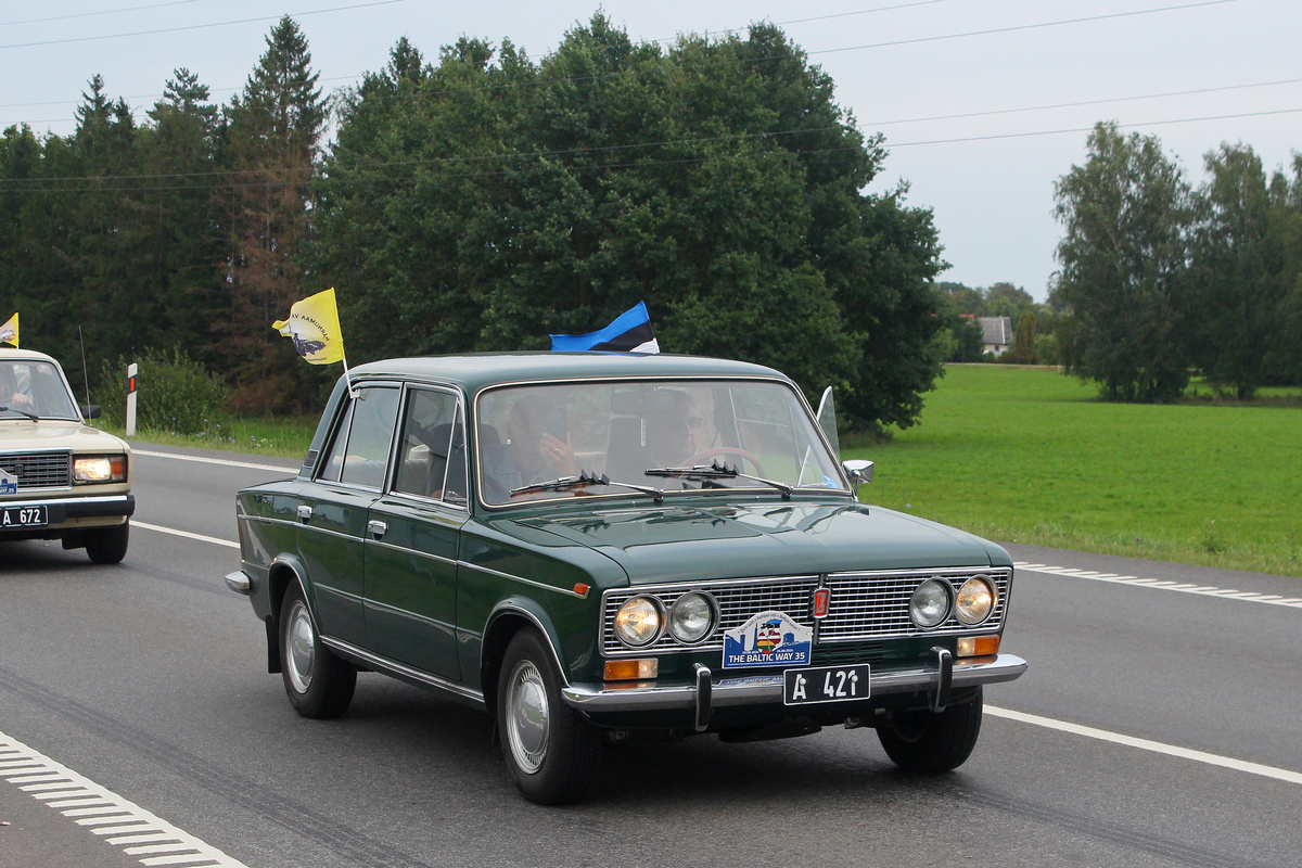 Эстония, № A 421 — ВАЗ-2103 Жигули '72-84; Литва — Baltijos kelias 35