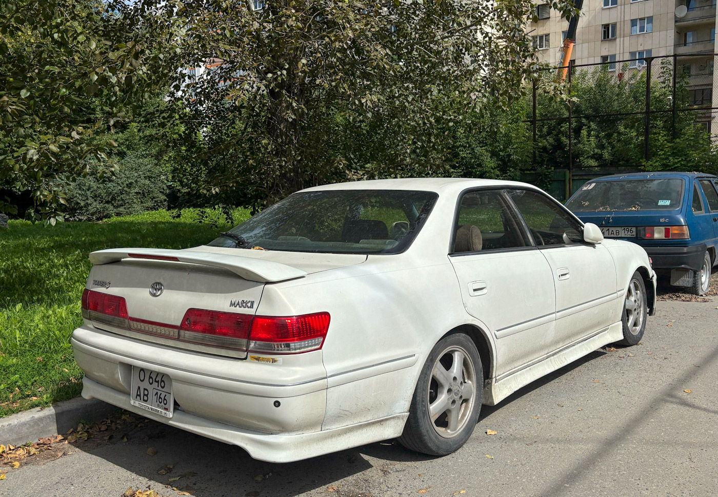 Свердловская область, № О 646 АВ 166 — Toyota Mark II (X100) '96-00