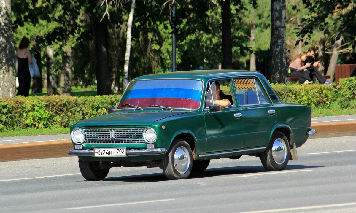Башкортостан, № М 524 НН 702 — ВАЗ-21013 Жигули '77-88