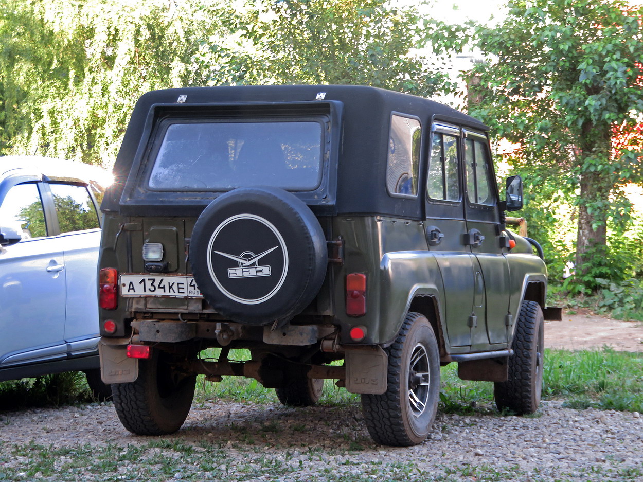 Кировская область, № А 134 КЕ 43 — УАЗ-31512 '85-03