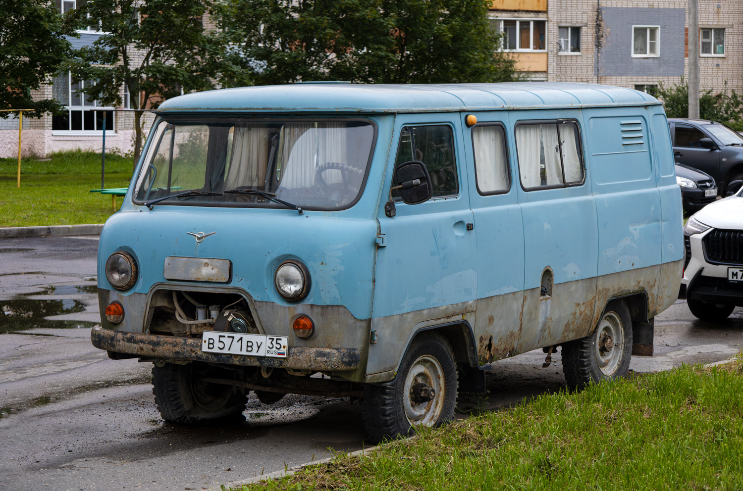 Вологодская область, № В 571 ВУ 35 — УАЗ-3909 '94-03