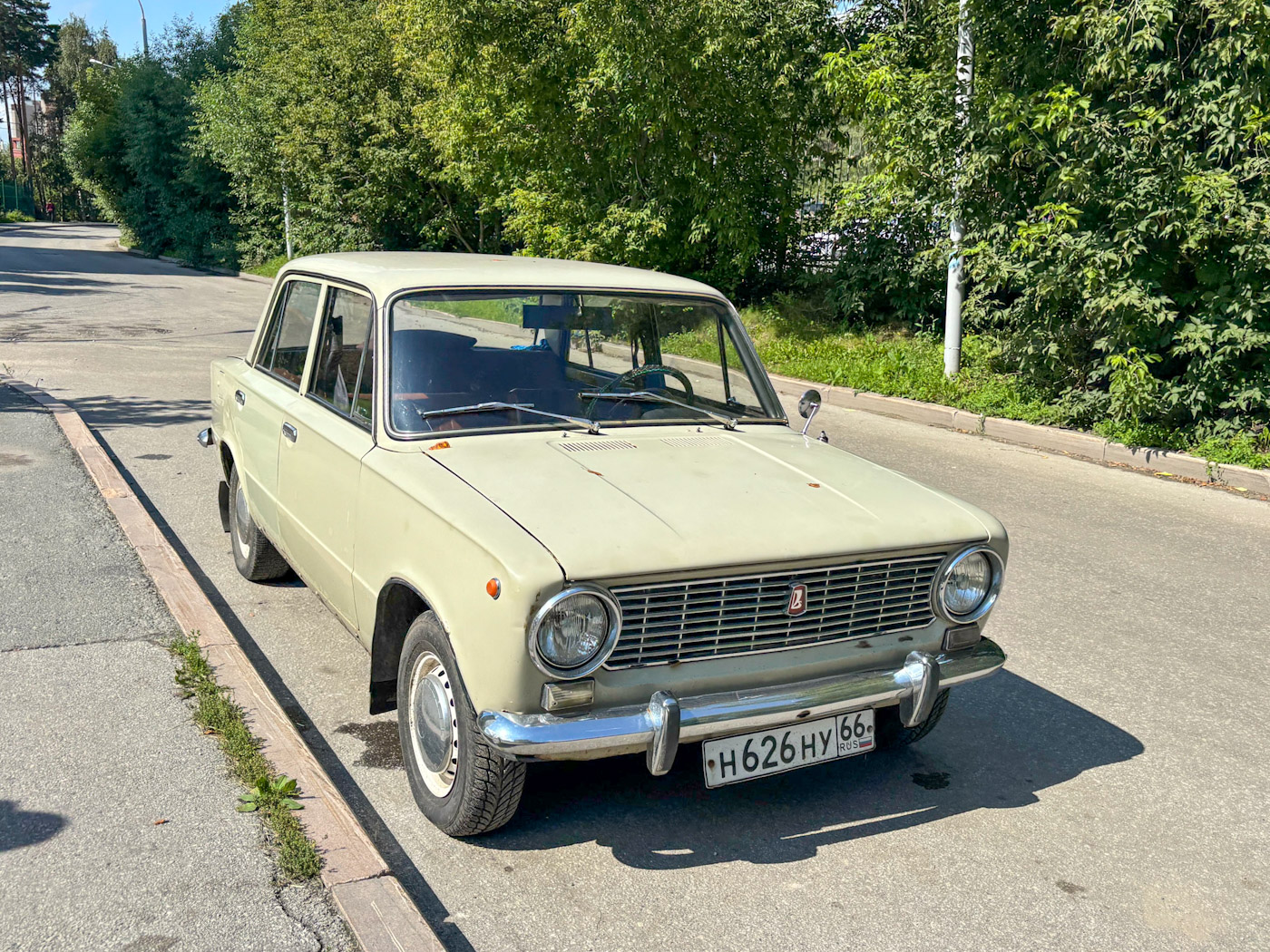 Ханты-Мансийский автоном.округ, № Н 626 НУ 66 — ВАЗ-2101 Жигули '70-83
