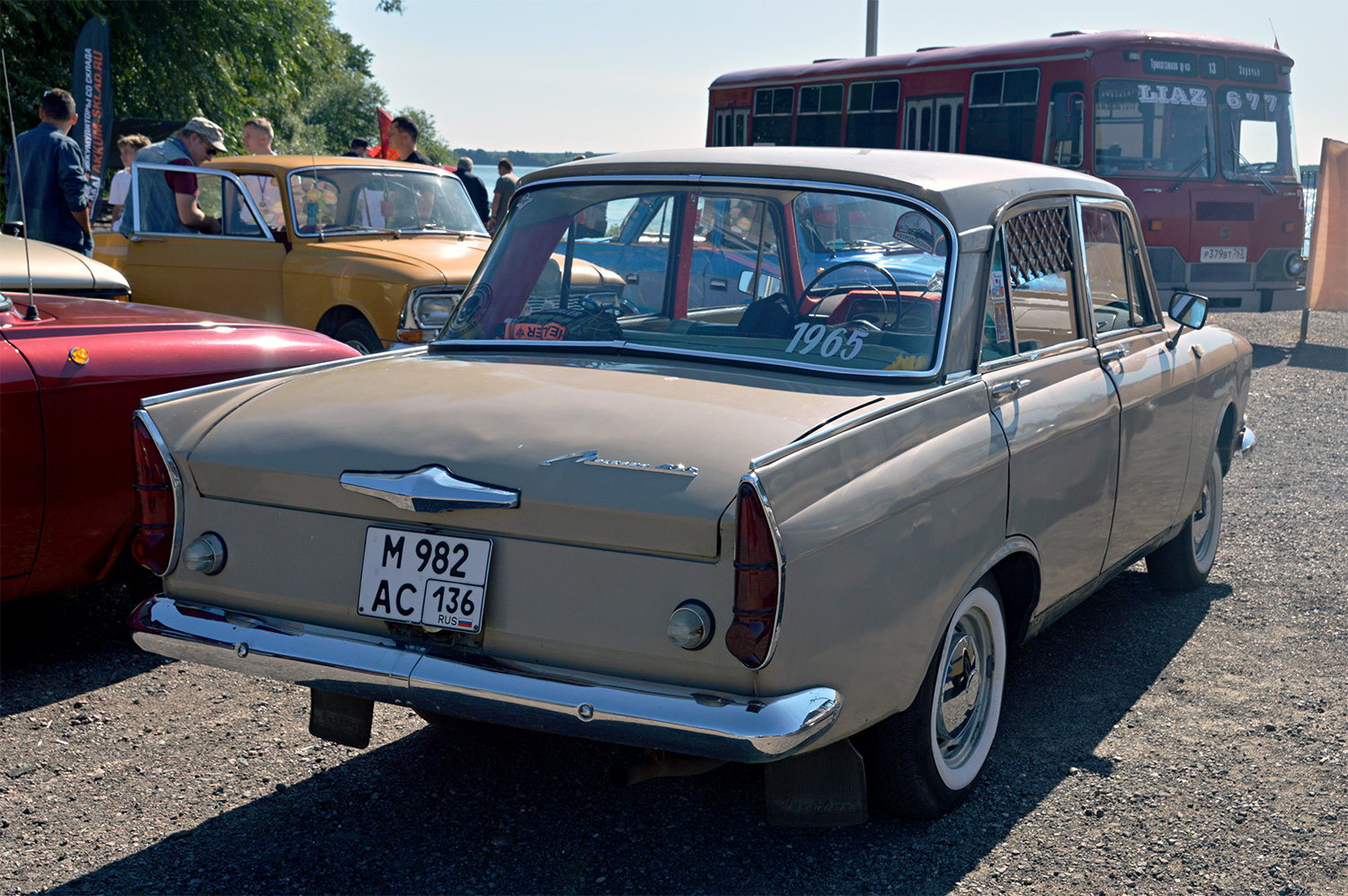Воронежская область, № М 982 АС 136 — Москвич-408 '64-69