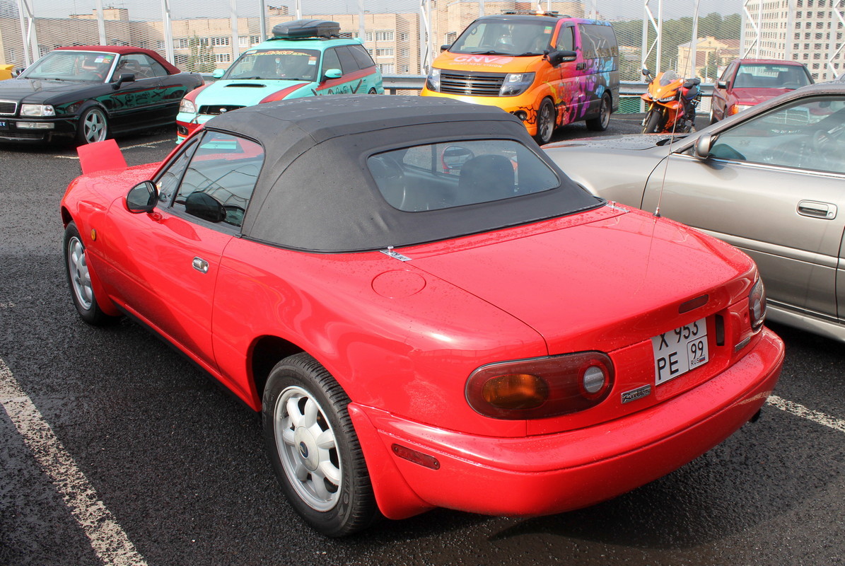 Москва, № Х 953 РЕ 99 — Eunos Roadster '89-96