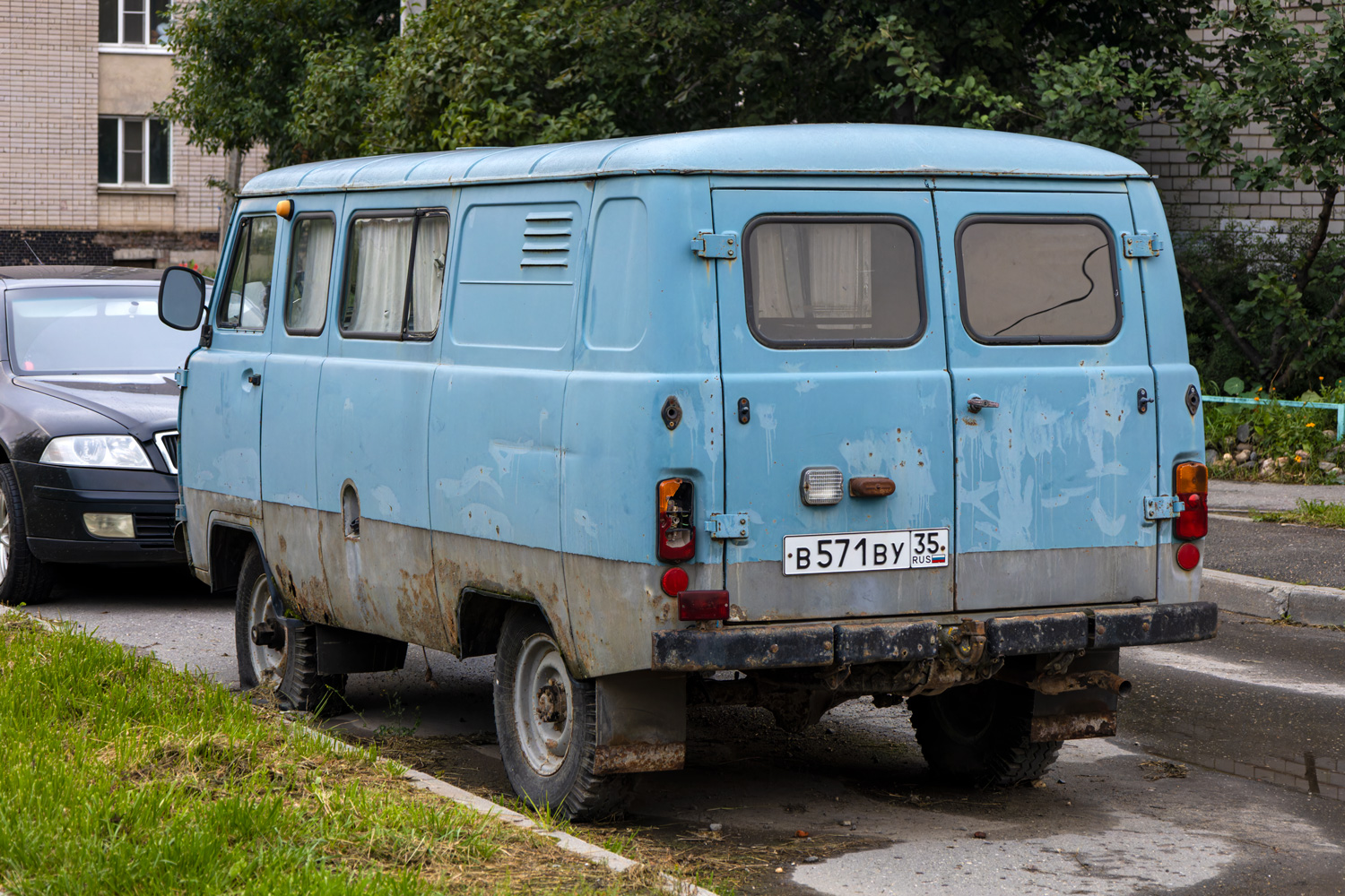 Вологодская область, № В 571 ВУ 35 — УАЗ-3909 '94-03