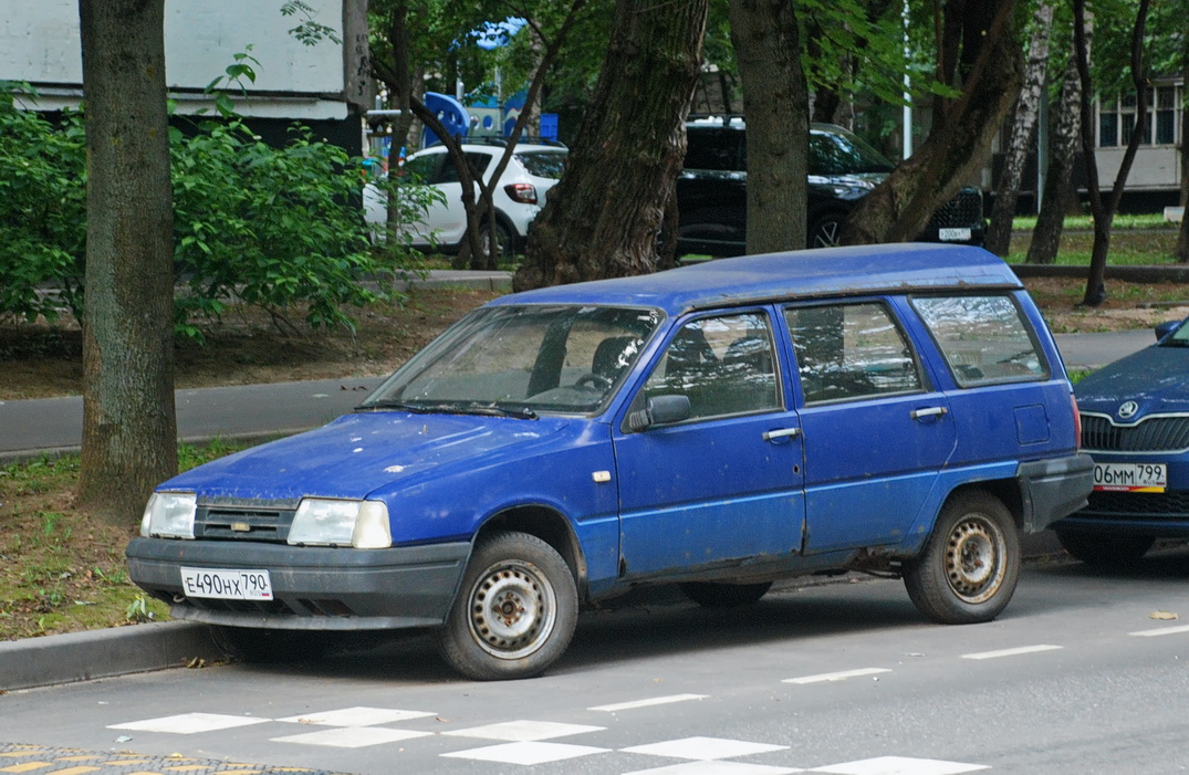 Московская область, № Е 490 НХ 790 — Иж-21261-030 '04-05