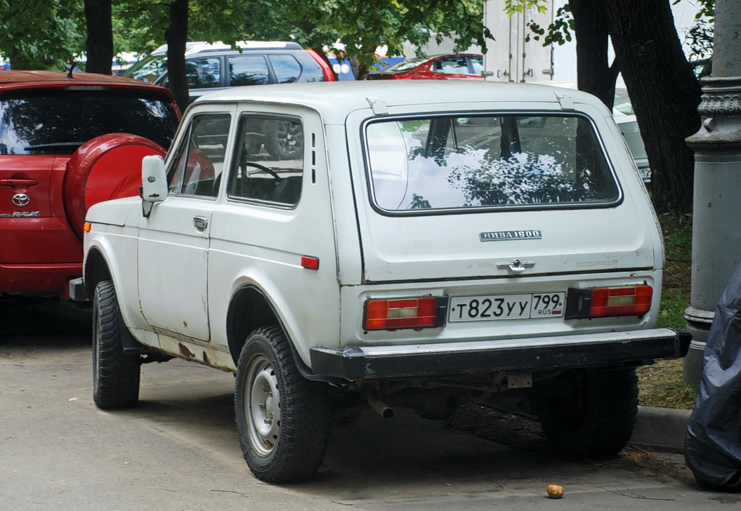 Москва, № Т 823 УУ 799 — ВАЗ-2121 Нива '77-94