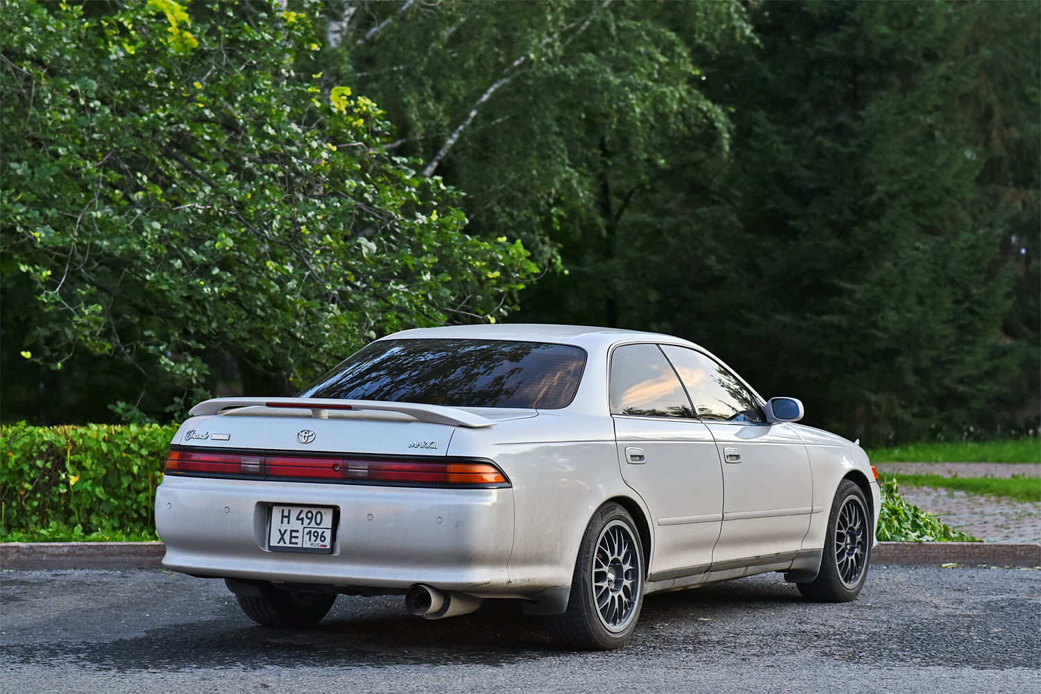 Свердловская область, № Н 490 ХЕ 196 — Toyota Mark II (X90) '92-96