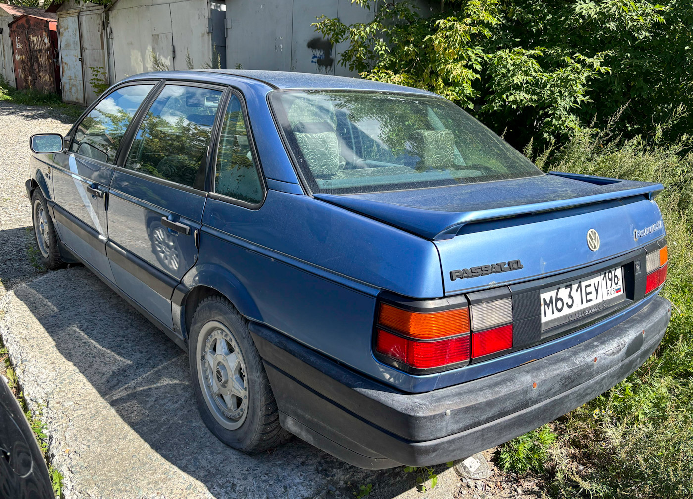Свердловская область, № М 631 ЕУ 196 — Volkswagen Passat (B3) '88-93
