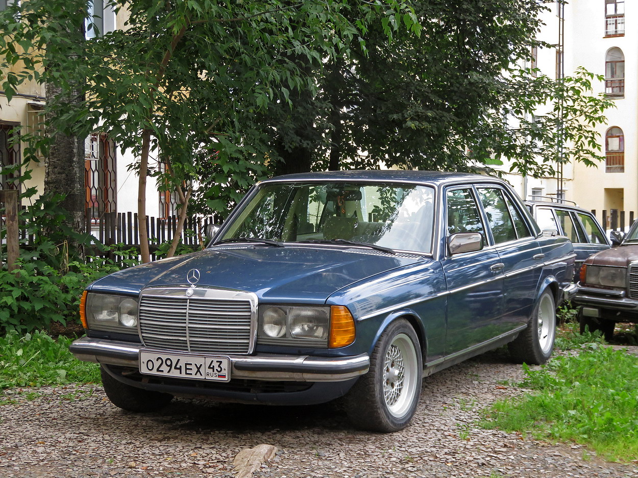 Кировская область, № О 294 ЕХ 43 — Mercedes-Benz (W123) '76-86