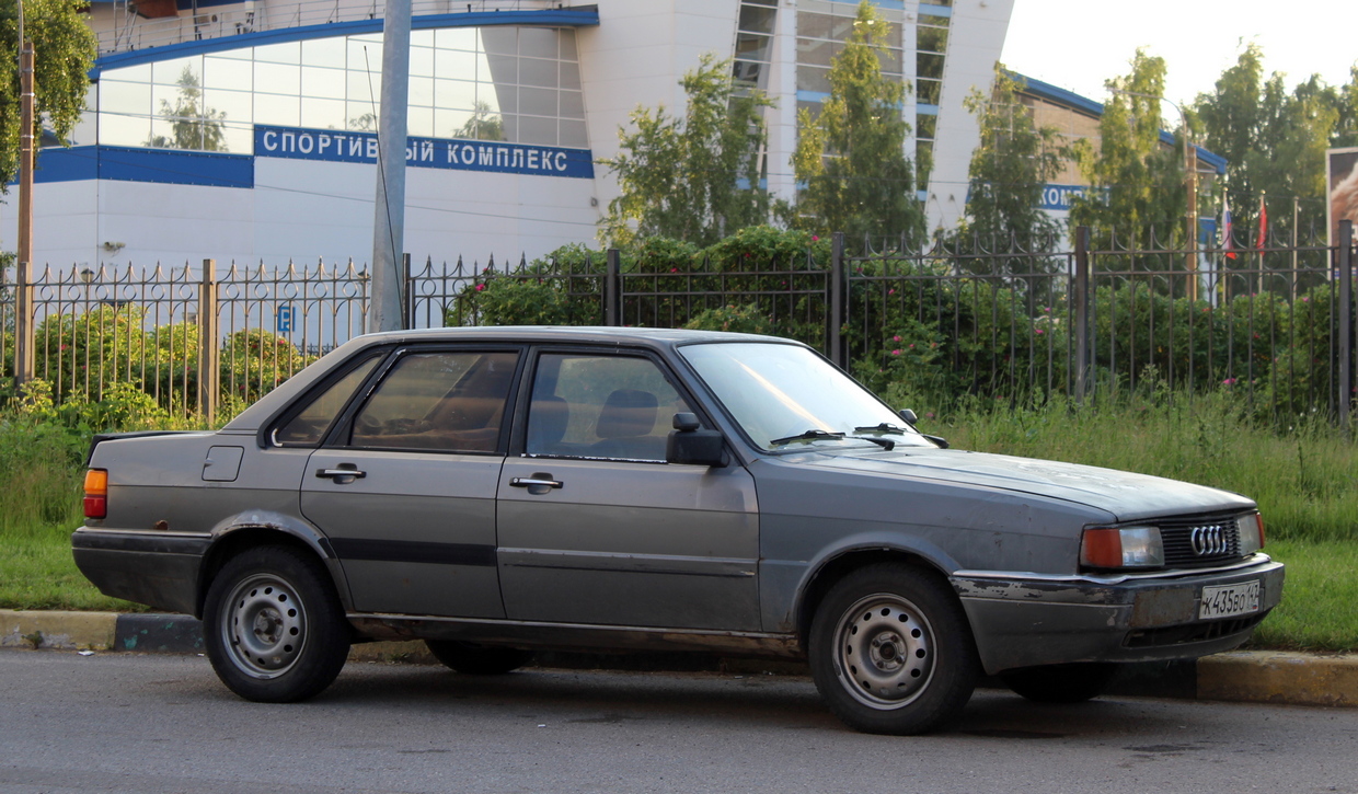 Ленинградская область, № К 435 ВО 147 — Audi 80 (B2) '78-86